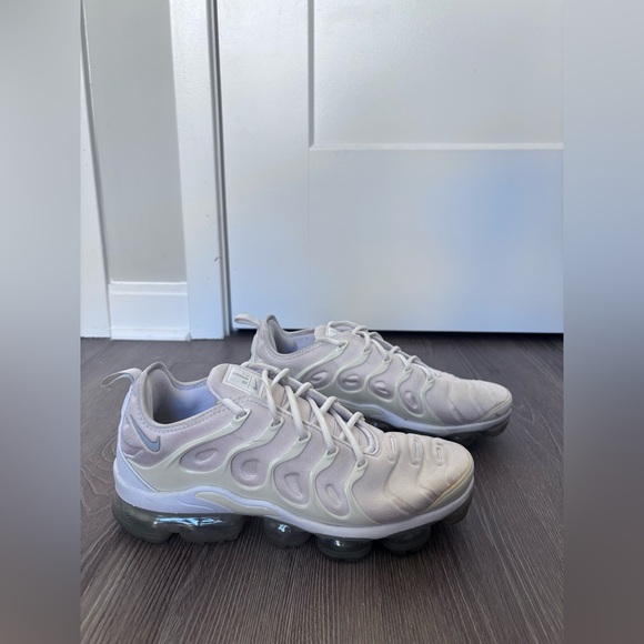 Nike Air Max Vapormax VM 45 Sneakers Size 11.5 MEN - Picture 1 of 9